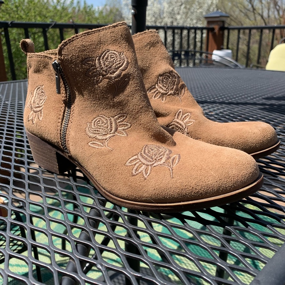 Lucky brand rose camel boots